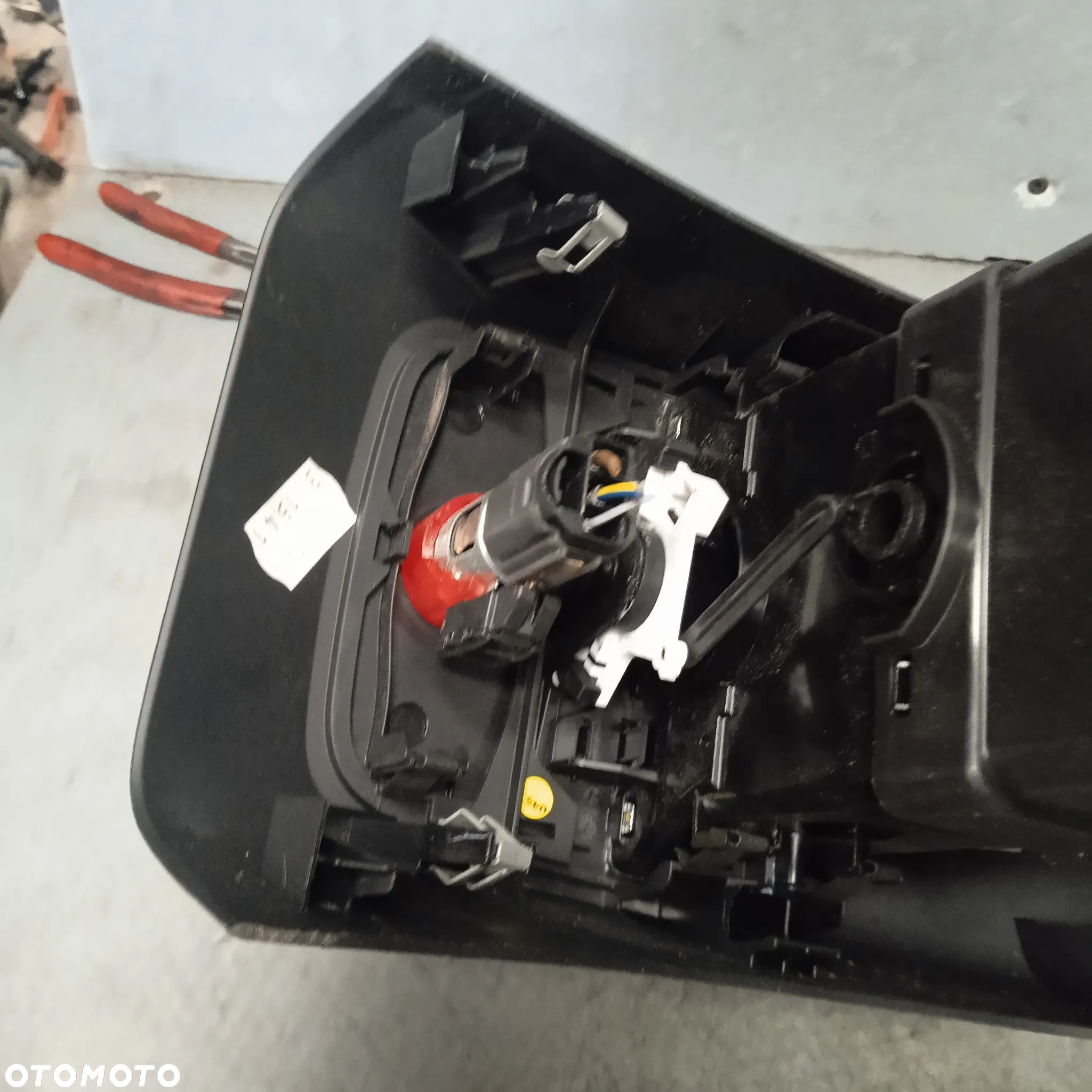 Kratka nawiewu tylna A3 8V 8V0819203 - 4