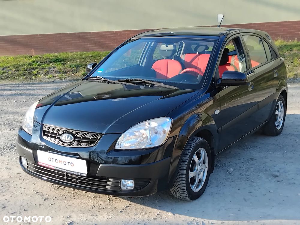 Kia Rio 1.4 Comfort - 24