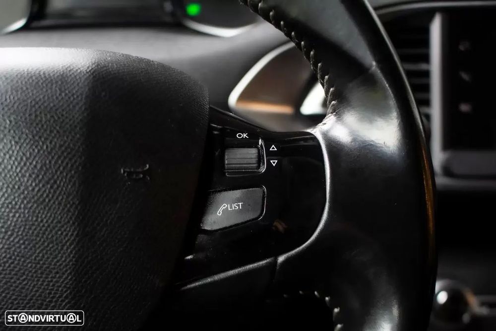 Peugeot 308 SW - 14