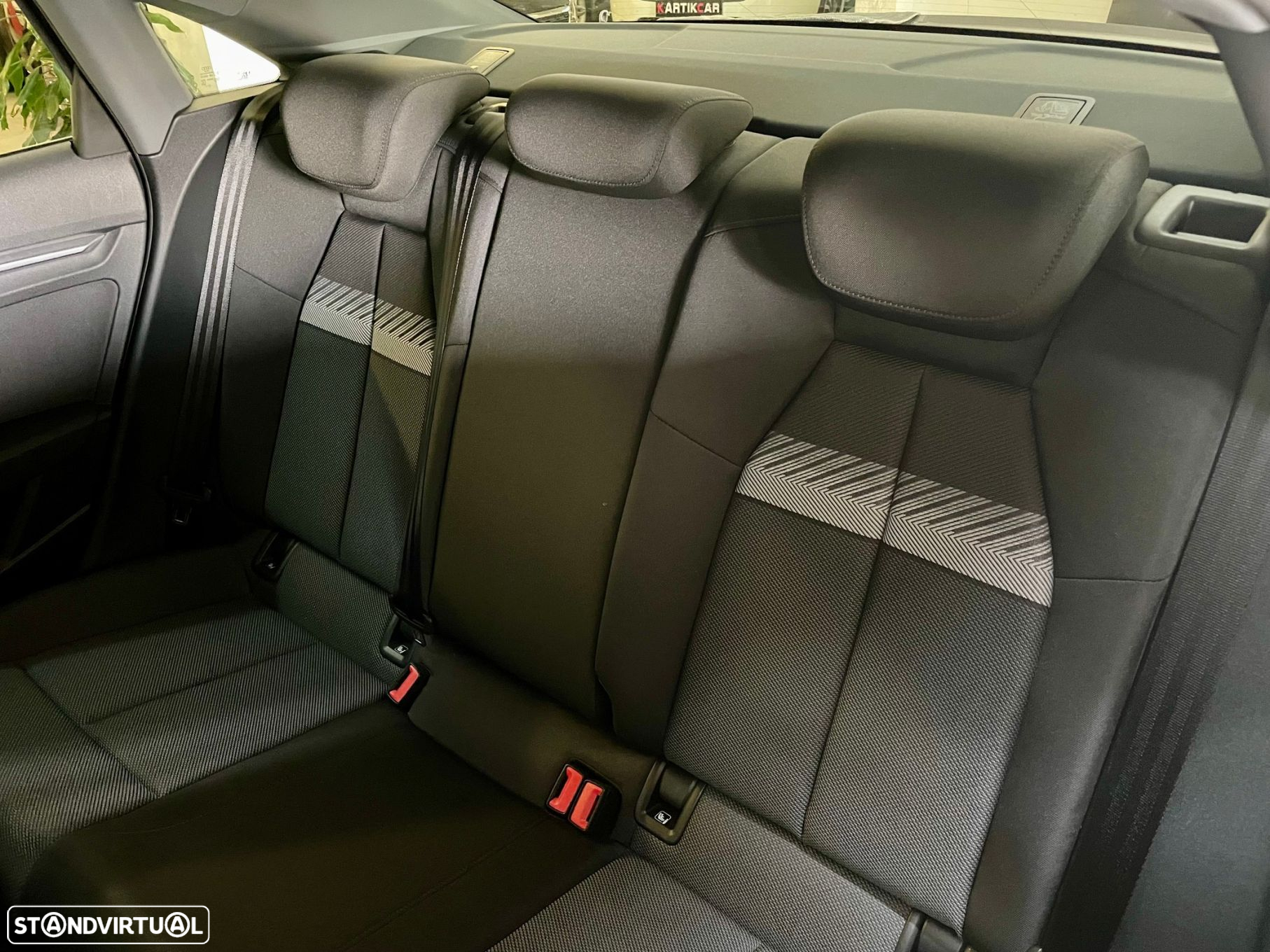 Audi A3 Limousine 30 TFSI Advanced S tronic - 38
