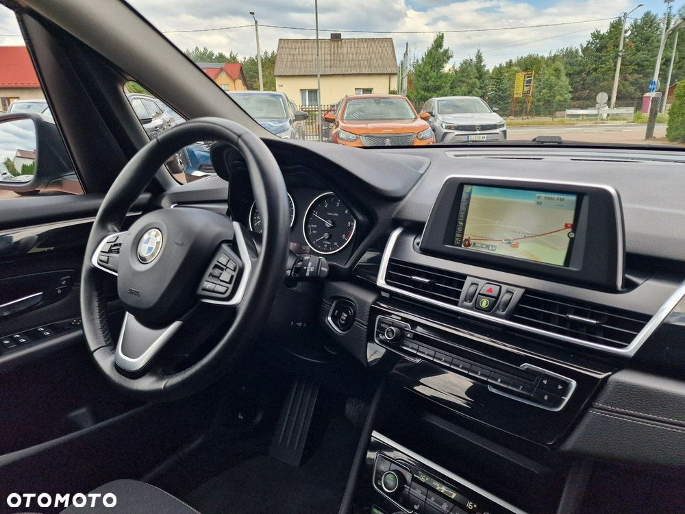 BMW Seria 2 218d Active Tourer Sport-Aut Sport Line - 26
