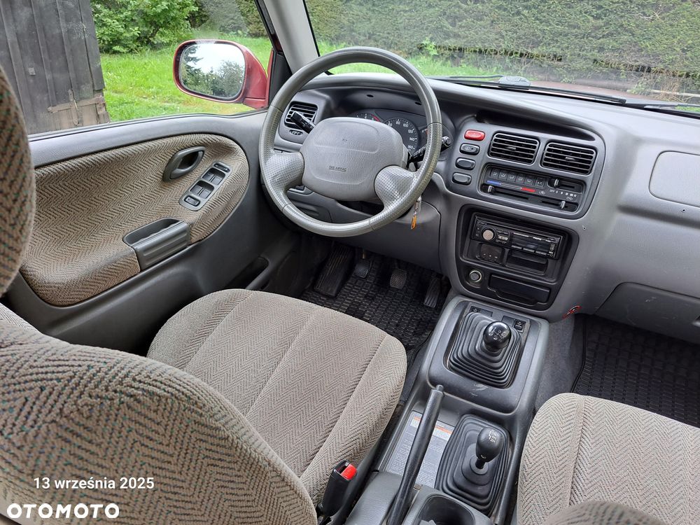 Suzuki Grand Vitara 2.0 TD - 13
