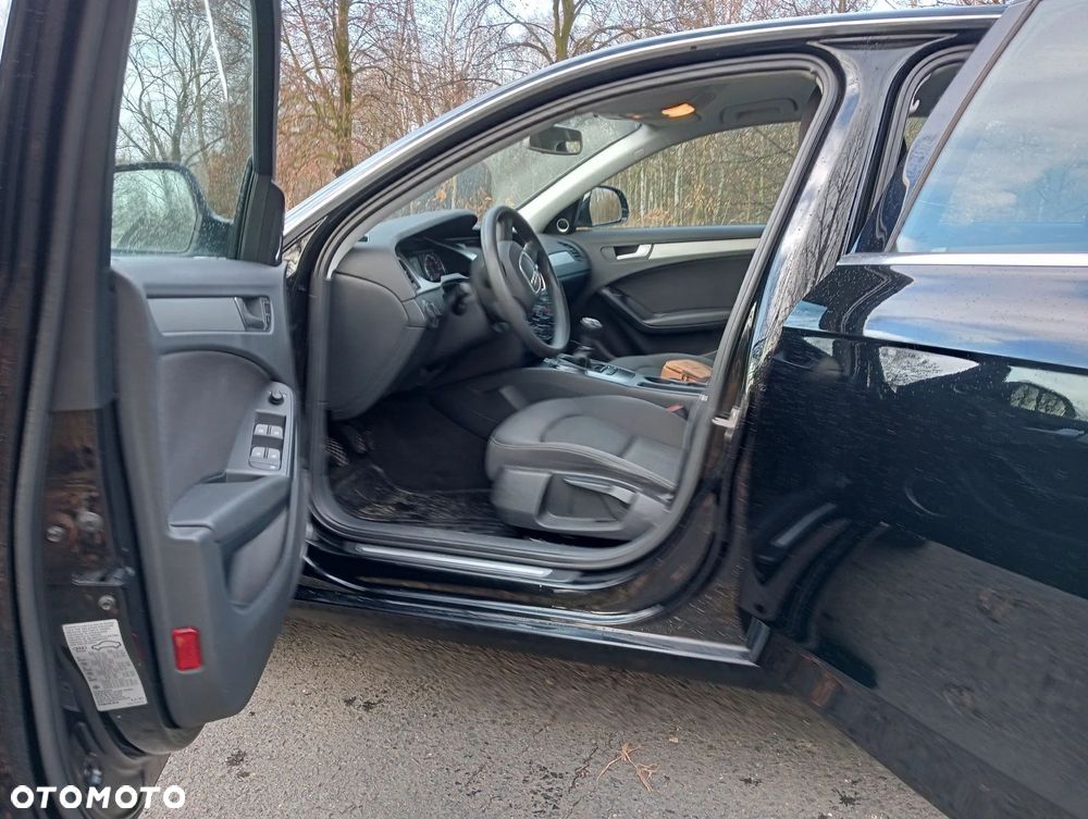 Audi A4 Limousine - 2