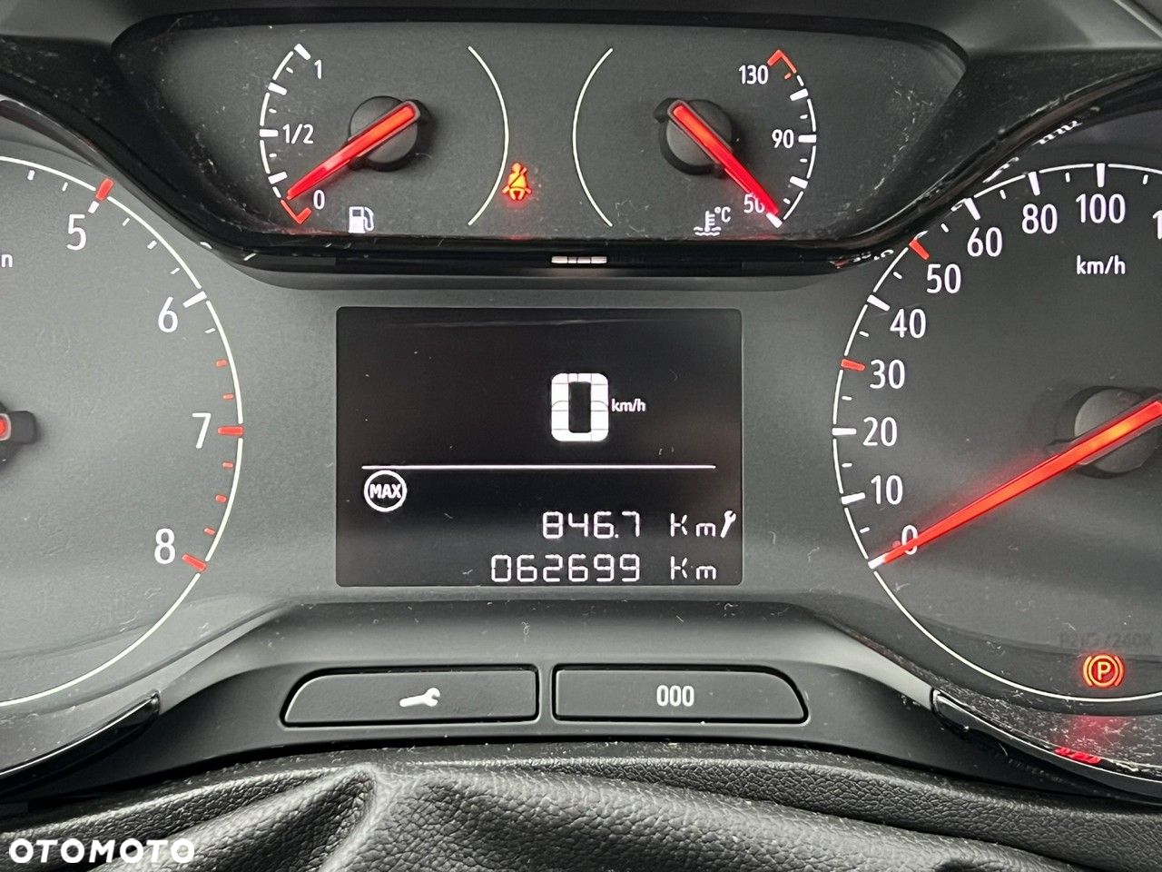 Opel Crossland X - 21