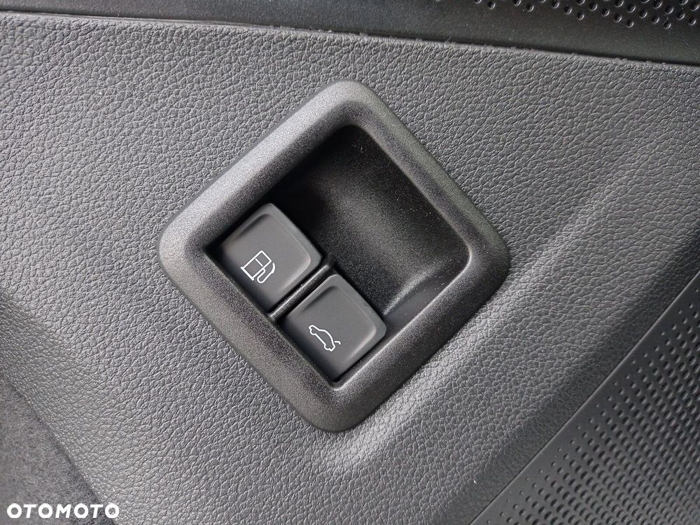 Volkswagen Tiguan - 37