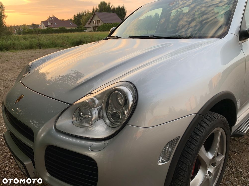 Porsche Cayenne - 7