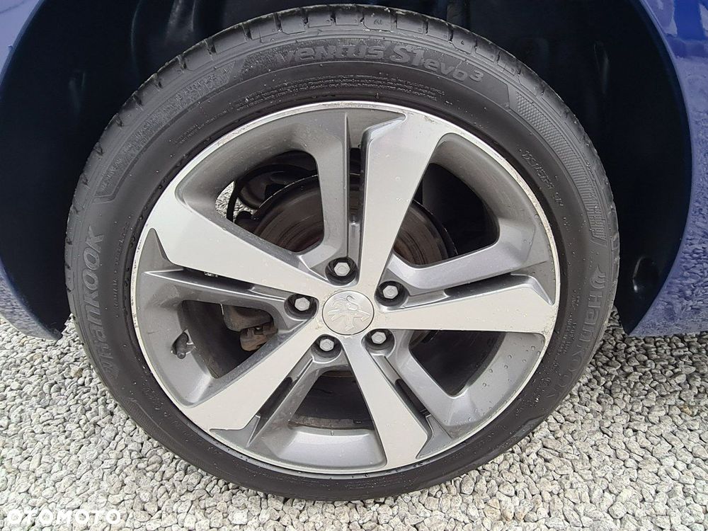 Peugeot 308 1.2 PureTech GPF GT S&S - 38