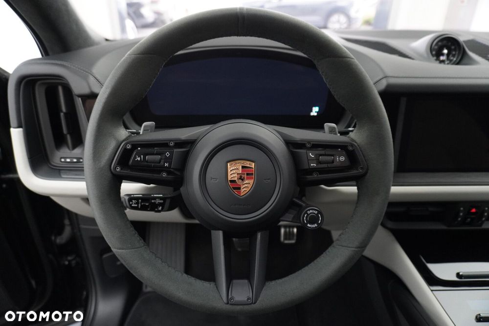 Porsche Cayenne GTS - 23