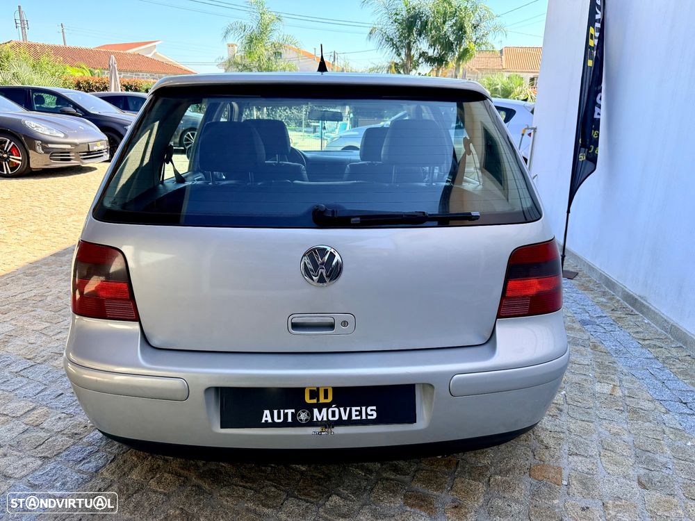 VW Golf 1.9 TDi Highline - 19