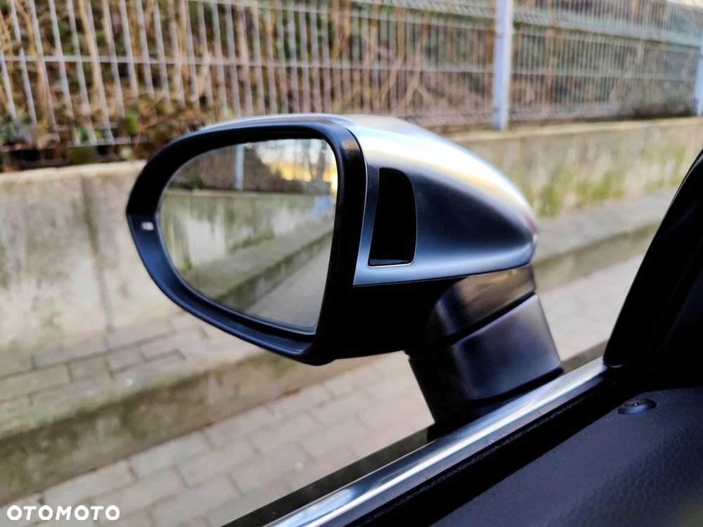 Volkswagen Arteon 2.0 TDI SCR DSG Elegance - 28