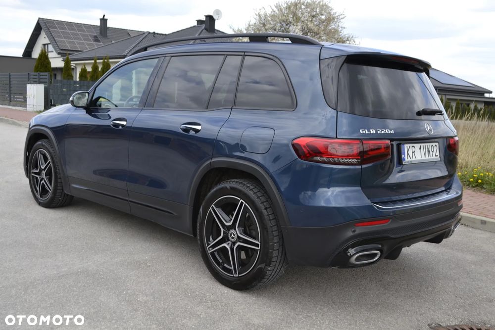 Mercedes-Benz GLB 220 d AMG Line 8G-DCT - 15