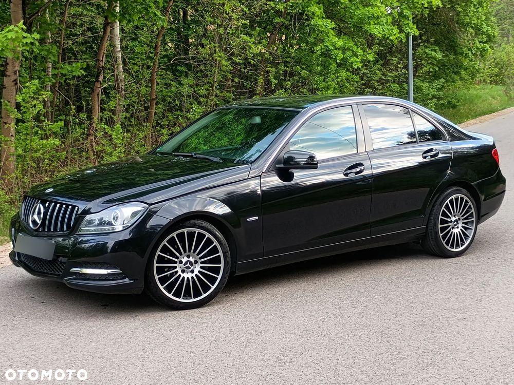 Mercedes-Benz Klasa C 180 BlueEFFICIENCY Elegance - 10