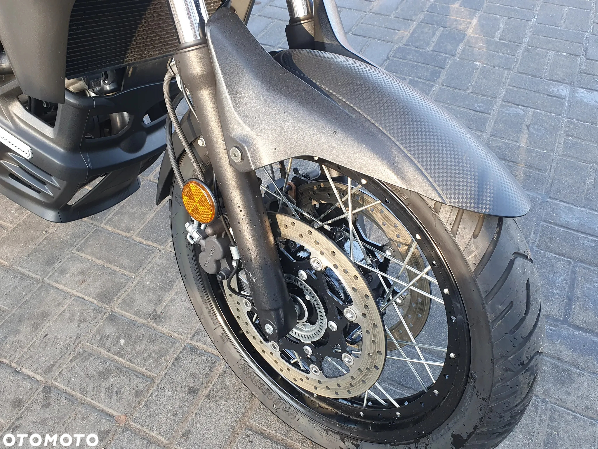 Suzuki V-STROM - 3