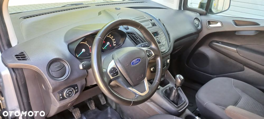 Ford TRANSIT COURIER - 26