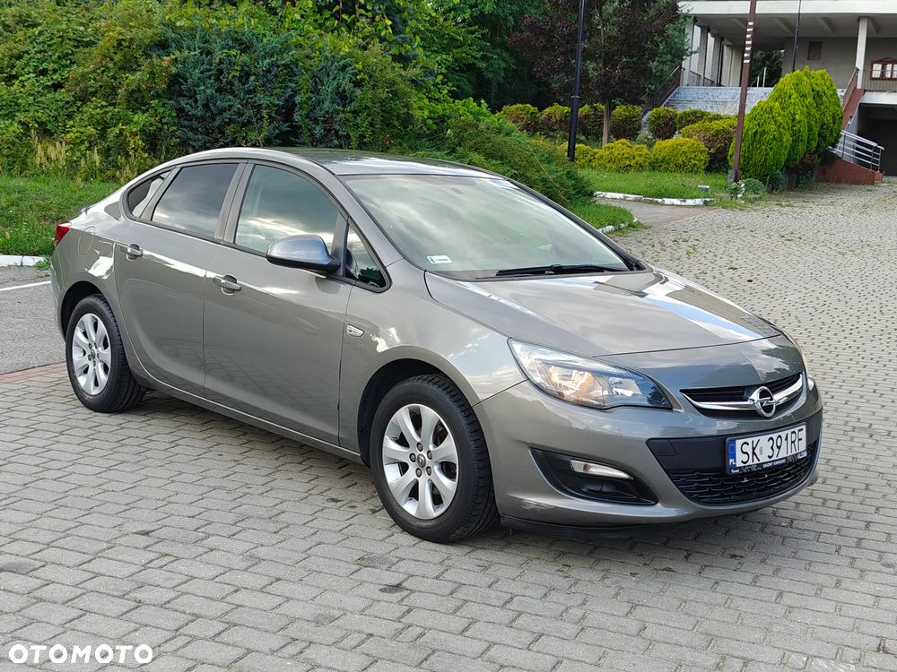 Opel Astra 1.6 Energy EU6 - 12