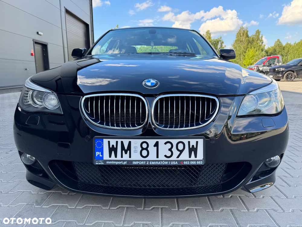 BMW Seria 5 550i Sport-Aut - 4
