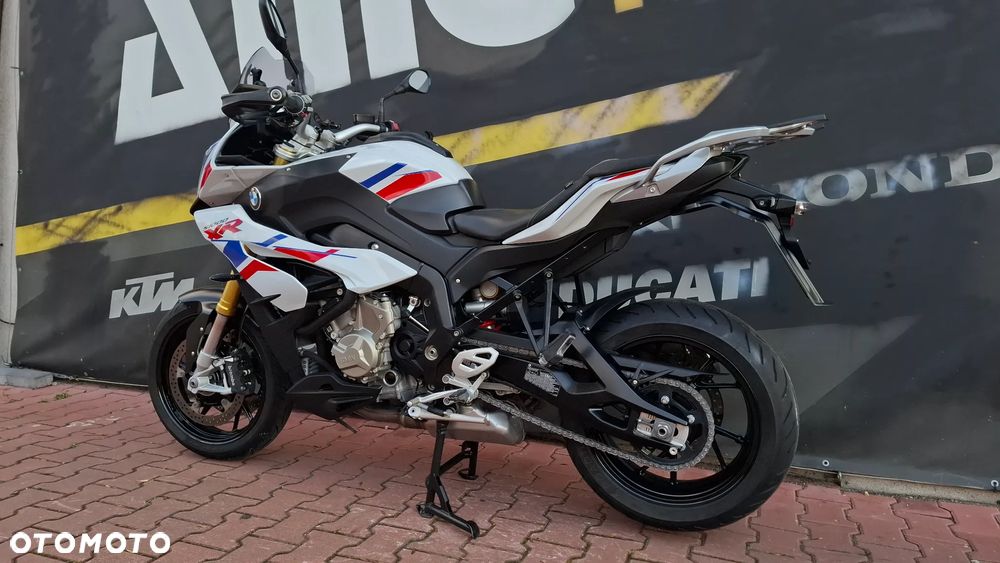 BMW XR - 7