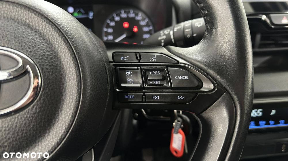Toyota Yaris - 23