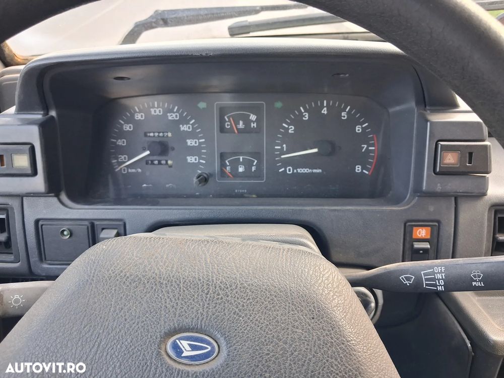 Daihatsu Feroza - 10