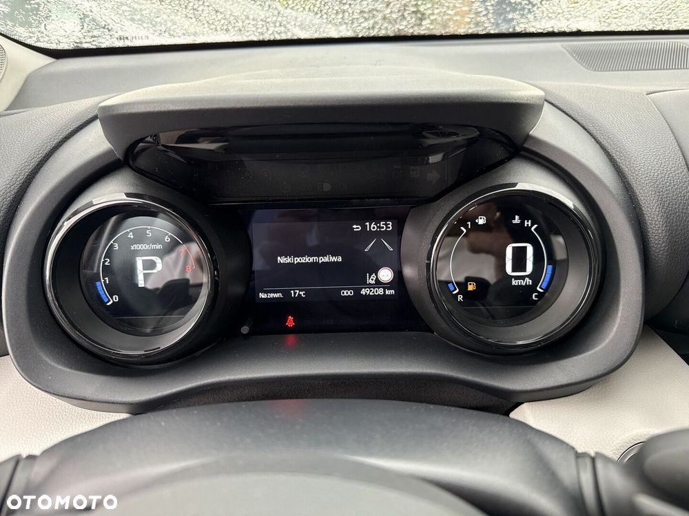 Toyota Yaris 1.5 Executive CVT - 14