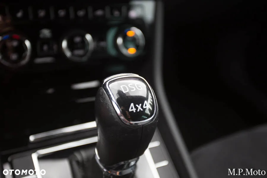 Skoda Superb 2.0 TDI 4x4 DSG Sportline - 16