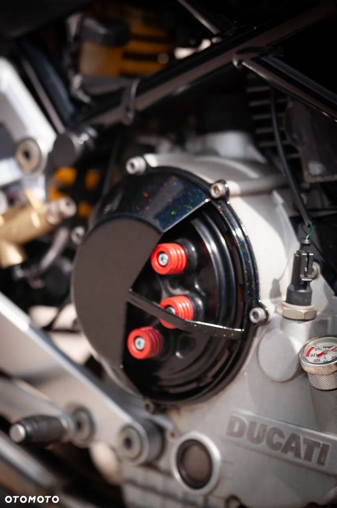 Ducati Monster - 15