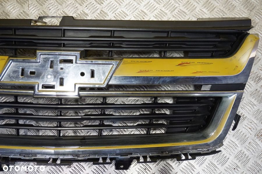 CHEVROLET COLORADO 2015 - 2020 Atrapa Przód Grill Chrom USA - 5