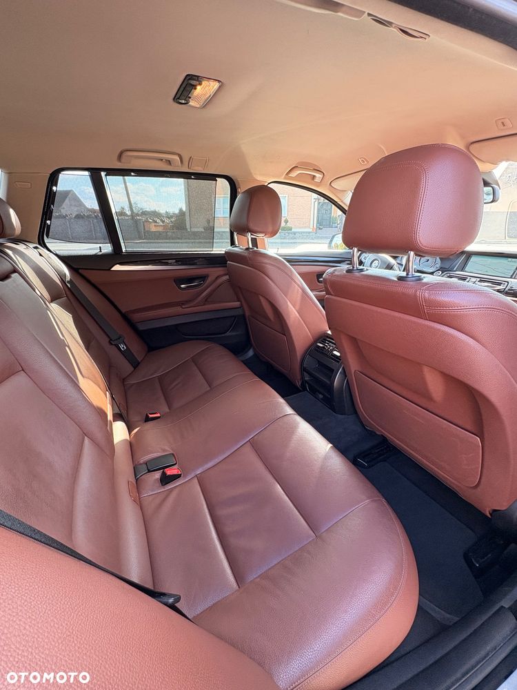 BMW Seria 5 520d - 10