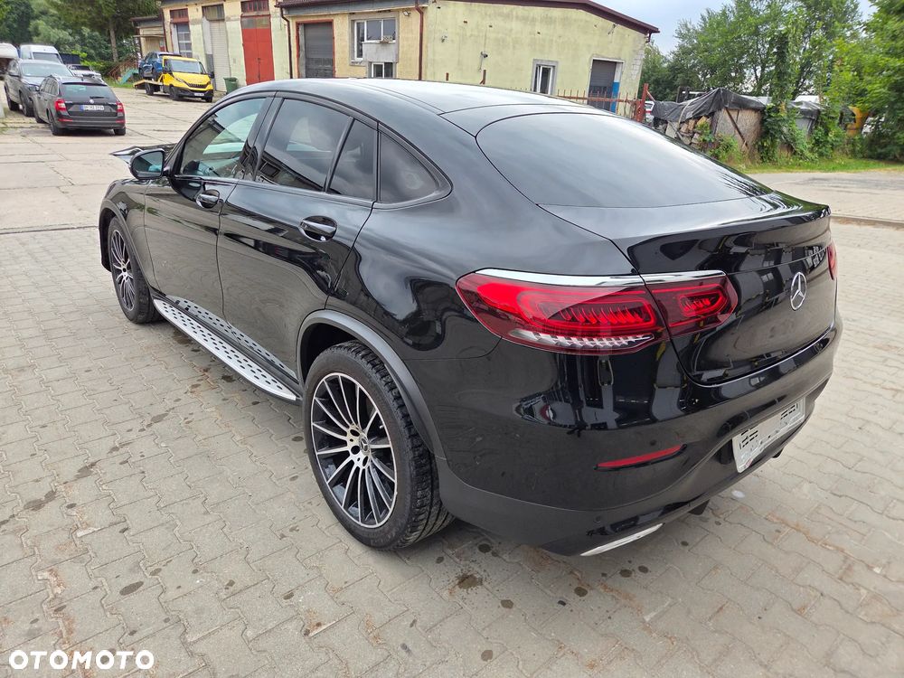 Mercedes-Benz GLC 220 d 4Matic 9G-TRONIC AMG Line - 3