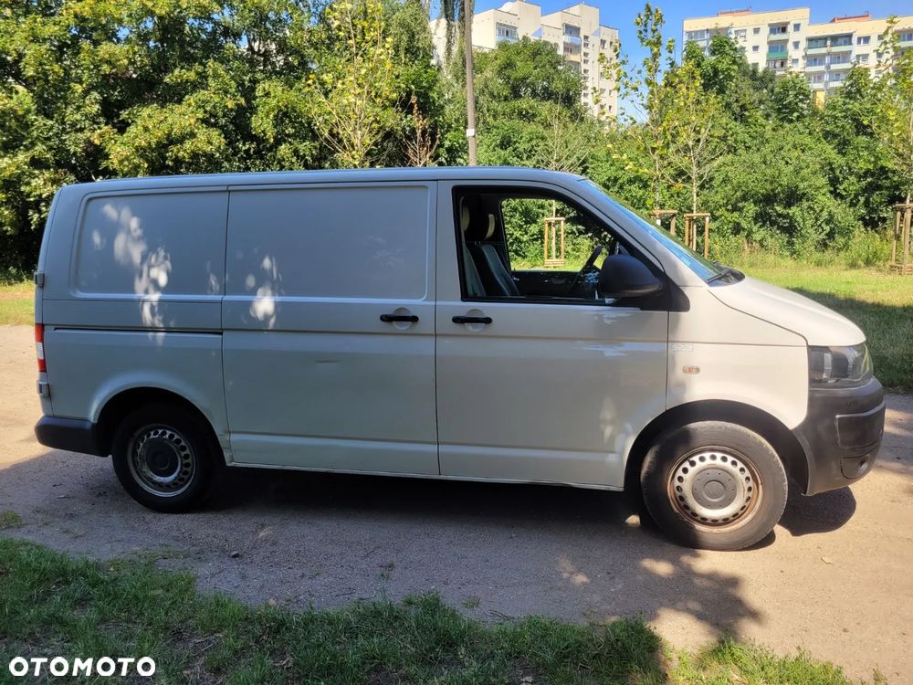 Volkswagen T5 - 17