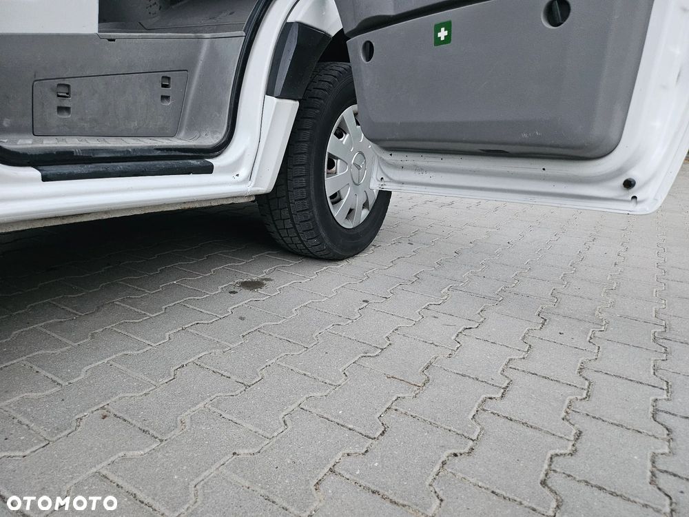 Mercedes-Benz Sprinter - 20