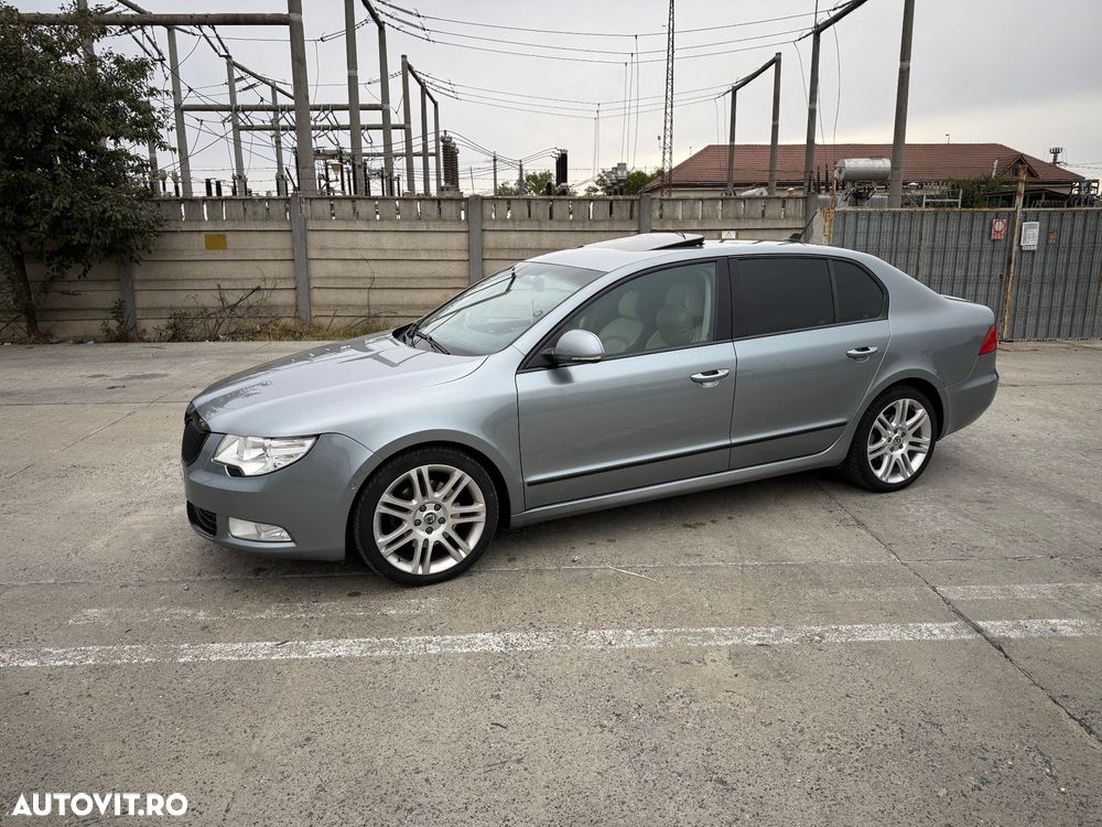 Skoda Superb 2.0 TDI DSG Ambition - 6