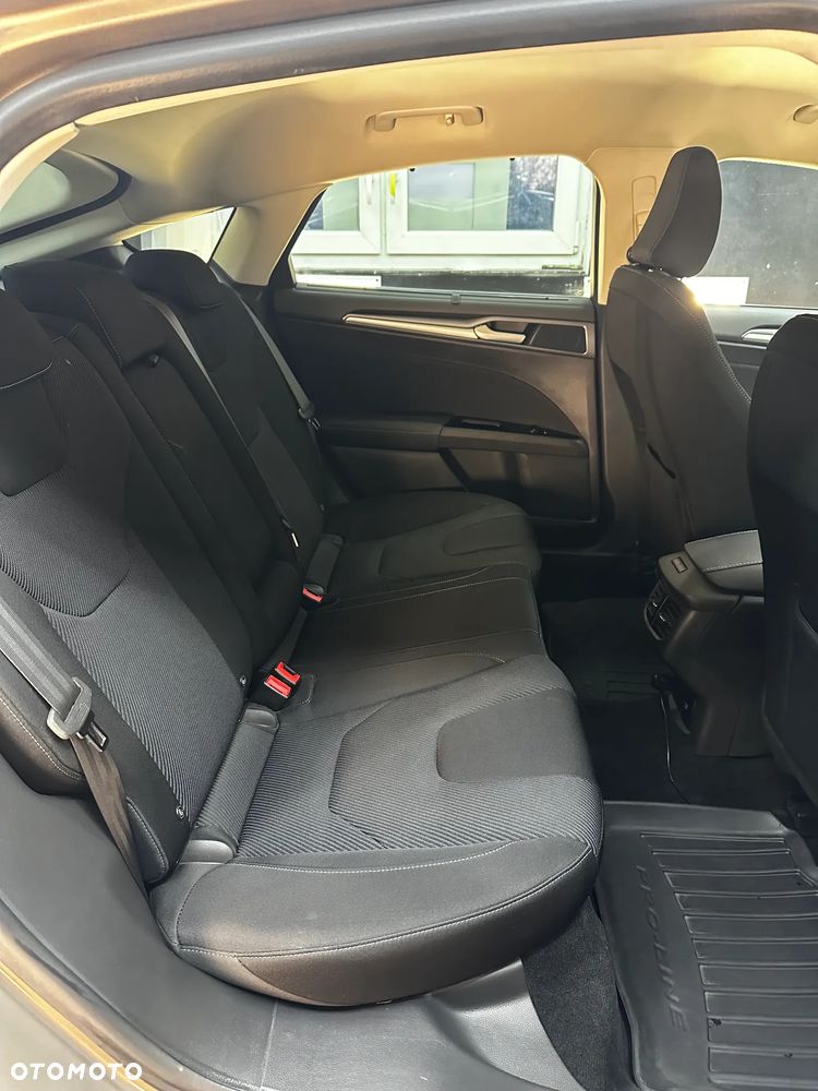 Ford Mondeo 2.0 TDCi Titanium - 9