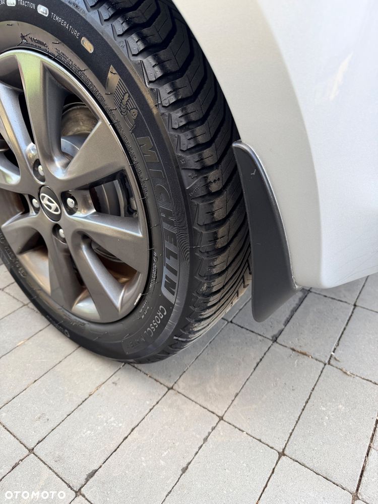 Hyundai i20 1.25 Wersja Jubileuszowa - 7