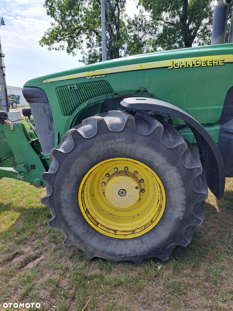 John Deere 8520 - 11