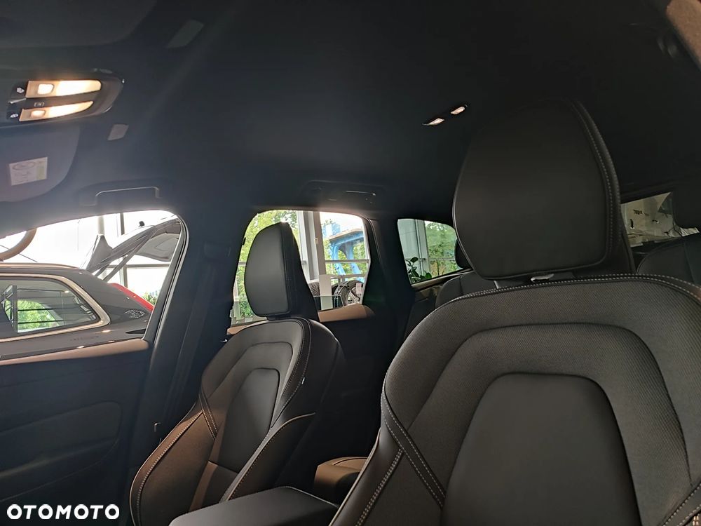 Volvo XC 60 - 8