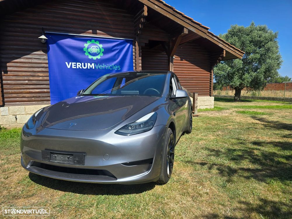 Tesla Model Y RWD - 2