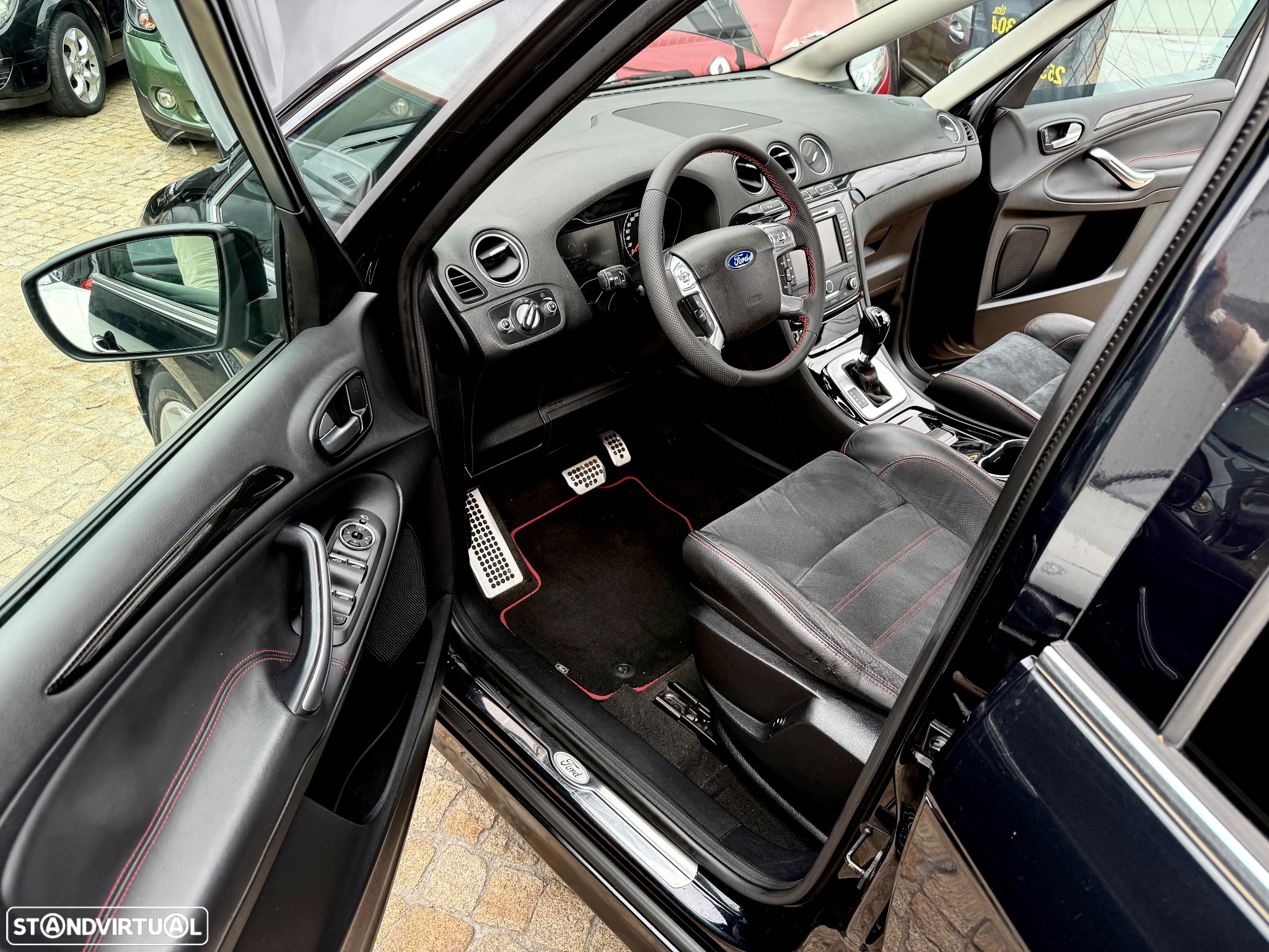 Ford S-Max 2.0 TDCi Titanium Busine. 7L Aut. - 34