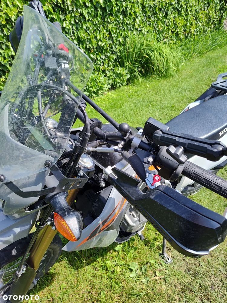 Honda CRF - 7