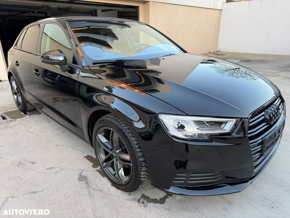 Audi A3 1.6 TDI clean Stronic Attraction - 2