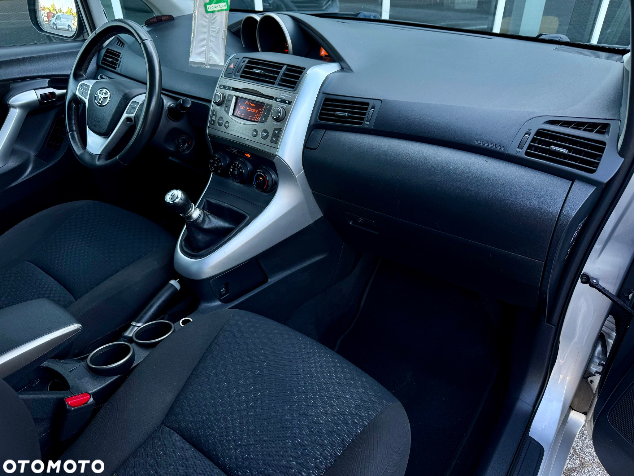 Toyota Verso 1.6 Premium 7os - 5