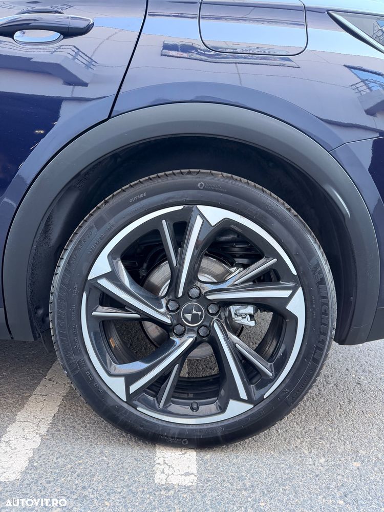 DS Automobiles DS 7 Crossback - 11