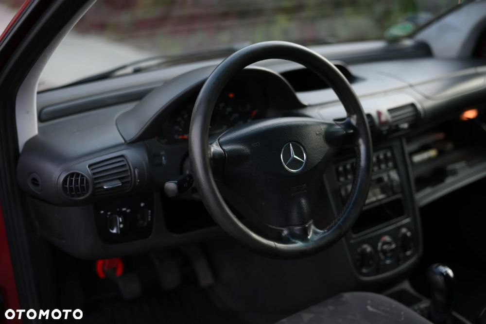 Mercedes-Benz Vaneo 1.9 La Vida - 5