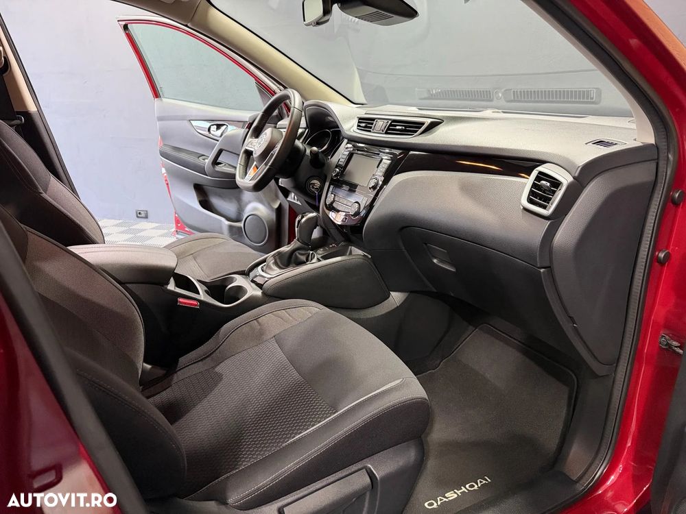 Nissan Qashqai 1.5 DCI DCT ACENTA - 15