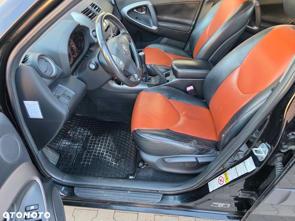 Toyota RAV4 2.0 4x4 Sol - 12