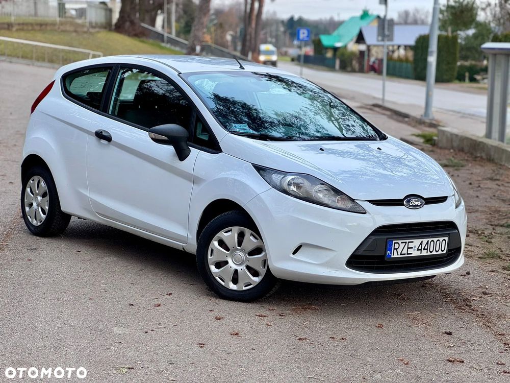 Ford Fiesta 1.4 TDCi Ambiente - 3