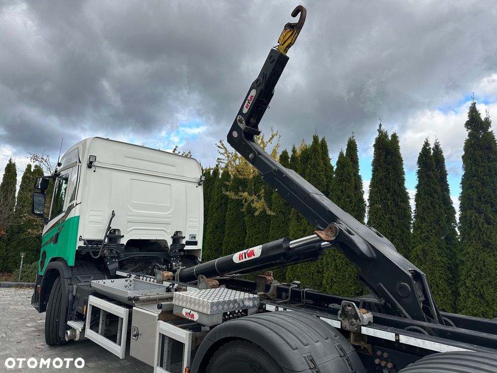 Scania / G450 / 6X2 / HAKOWIEC / HYVA 22.60.SK  / Oś-SKRĘTNA-PODNOSZONA / - 19
