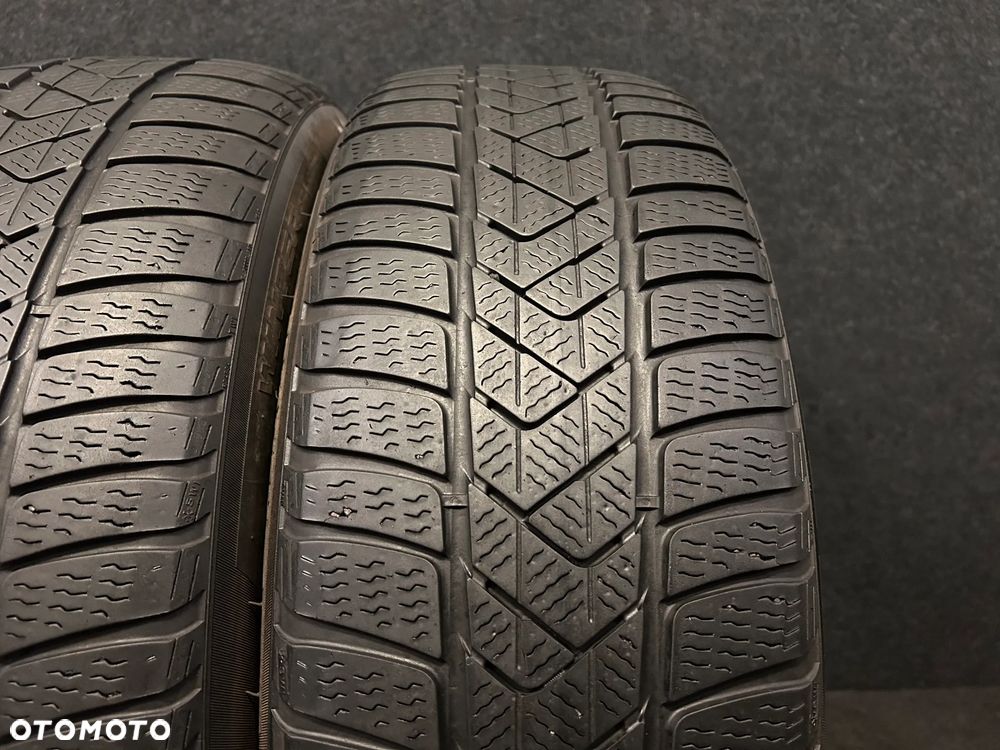 Opony zimowe Pirelli Winter SottoZero 3 225/60/18 104H XL 2szt. - 3