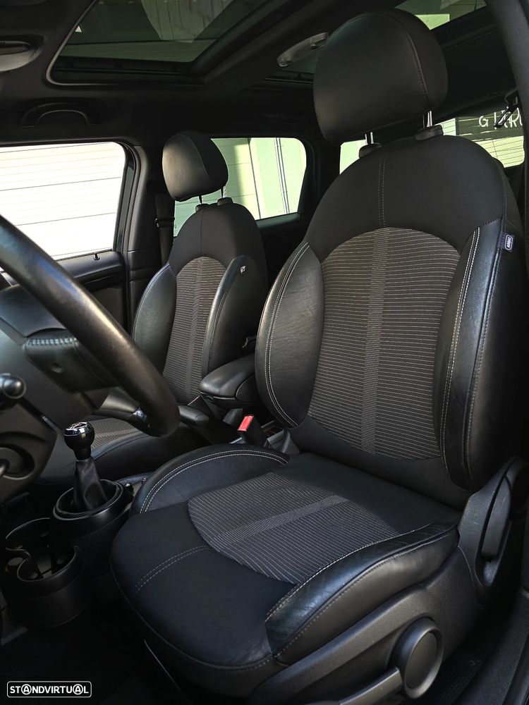MINI Countryman Cooper D - 50