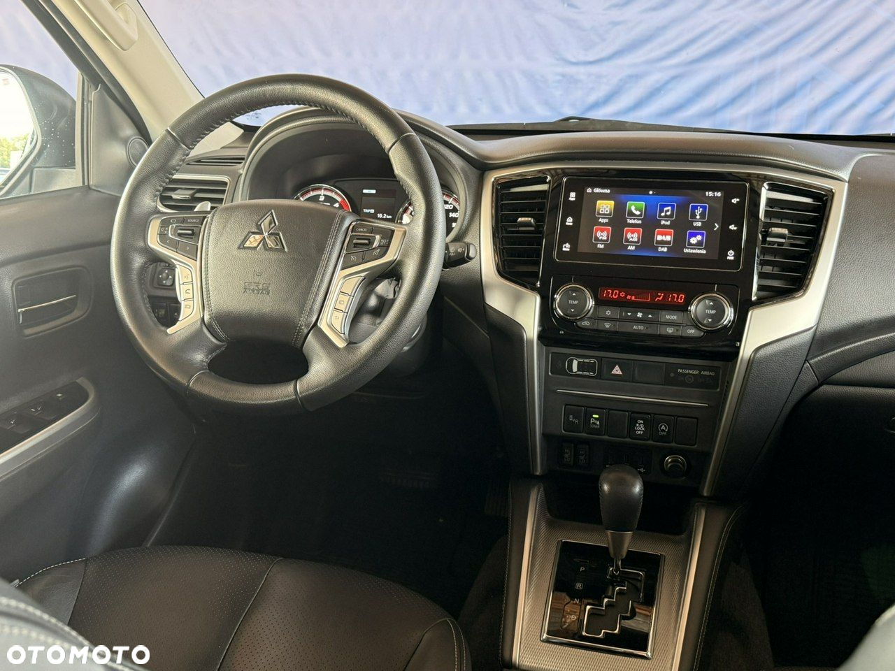 Mitsubishi L200 2.2 d DC Instyle Plus - 21